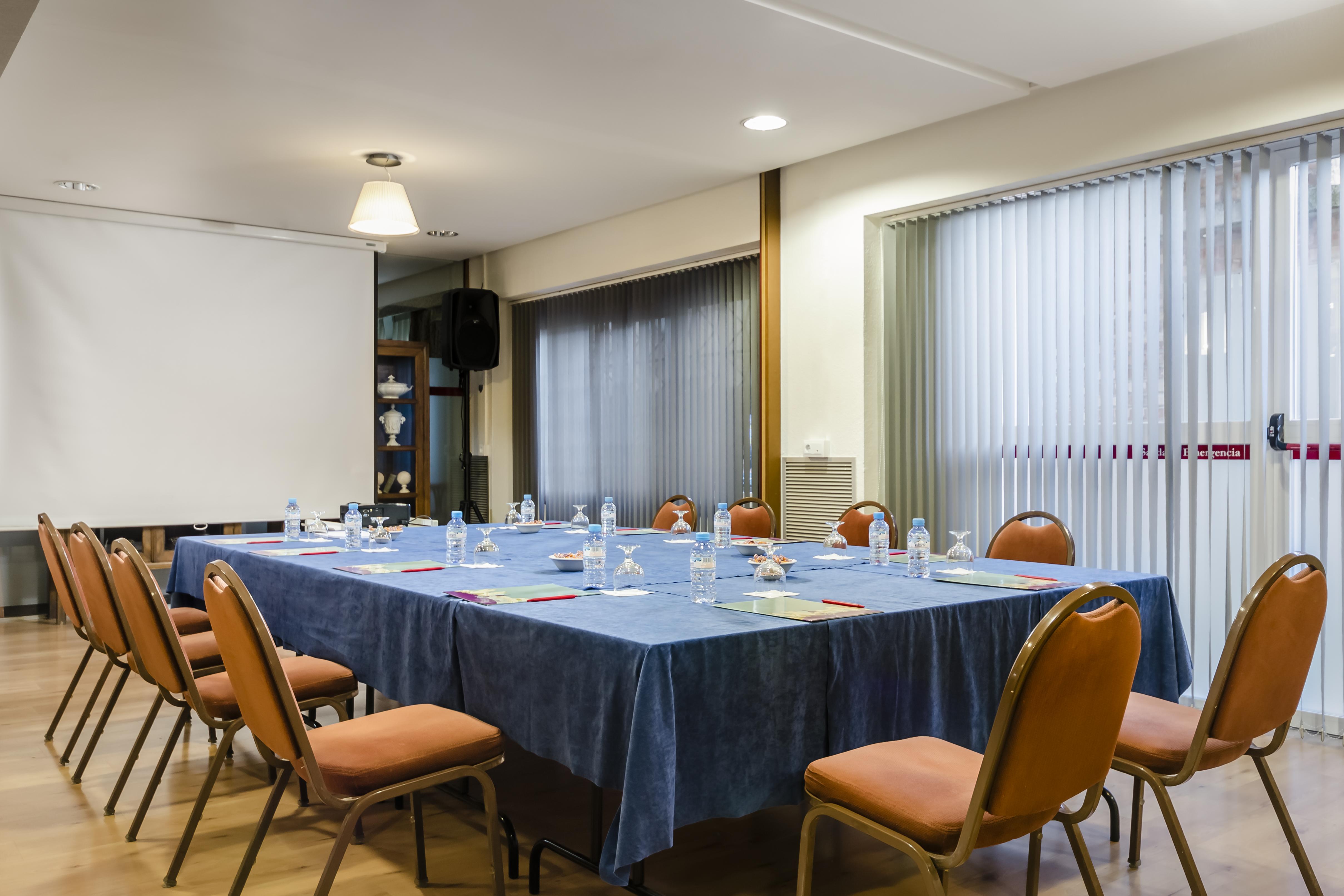 Hotel Palacios Alfaro Dış mekan fotoğraf