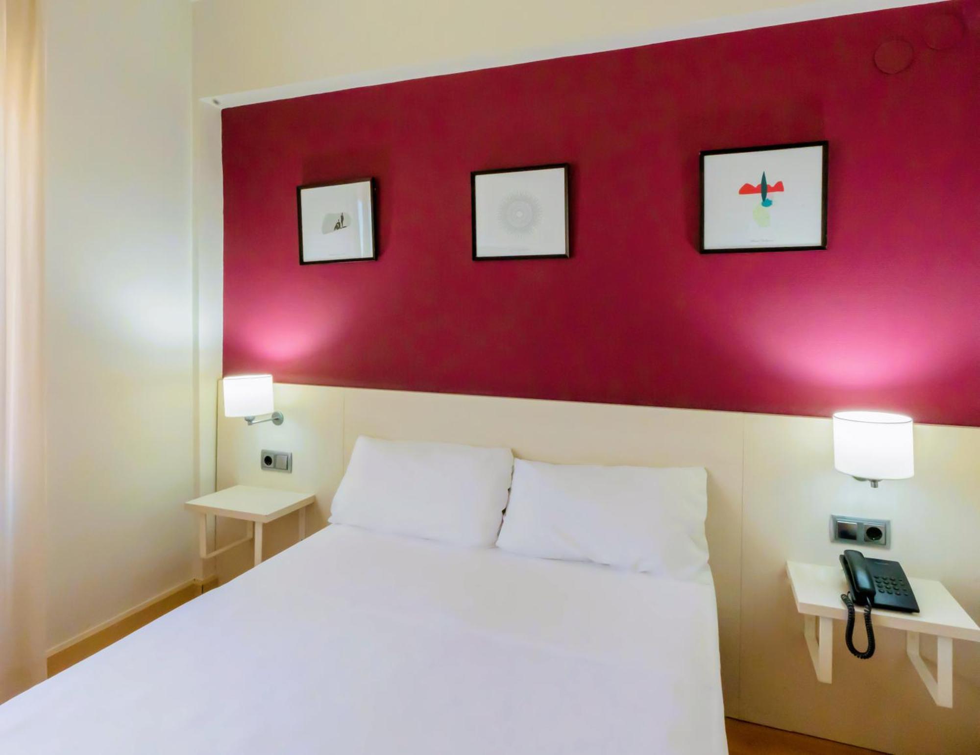 Hotel Palacios Alfaro Dış mekan fotoğraf