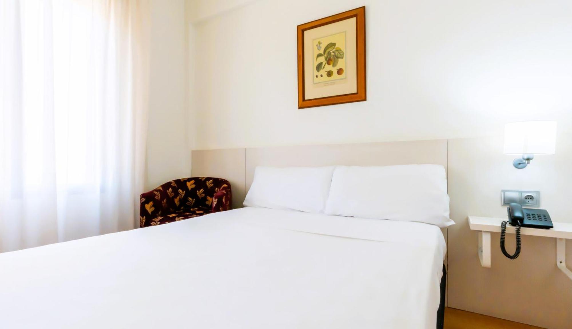 Hotel Palacios Alfaro Dış mekan fotoğraf