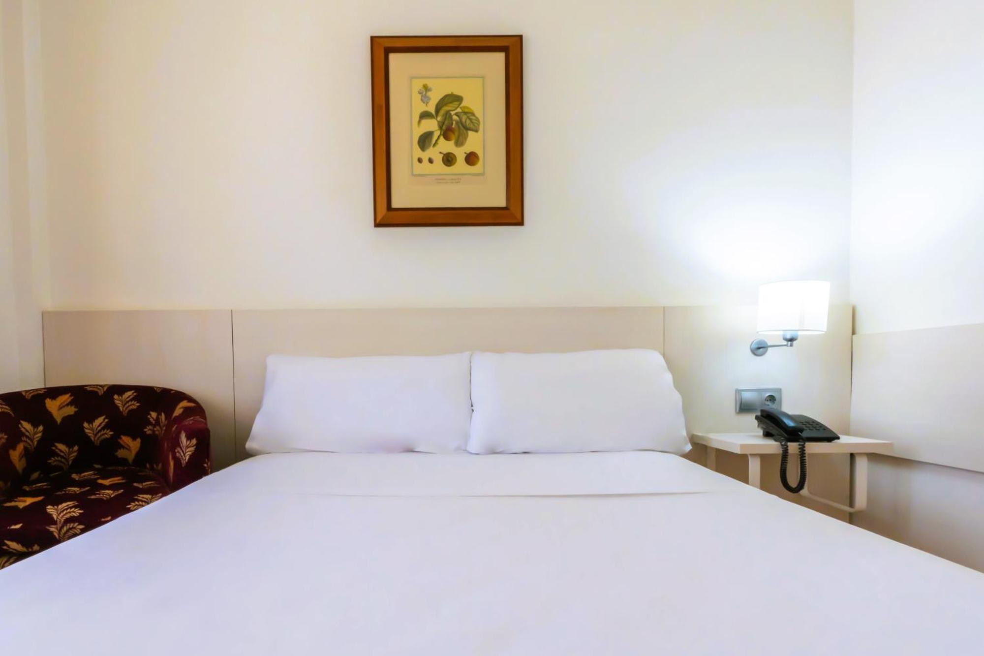 Hotel Palacios Alfaro Dış mekan fotoğraf