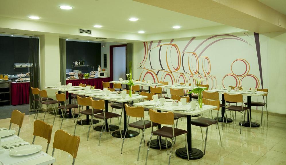 Hotel Palacios Alfaro Dış mekan fotoğraf